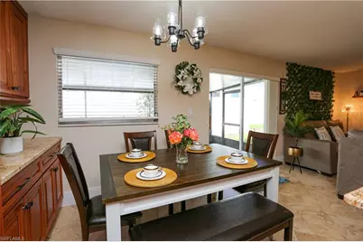 698 107th Ave N, Naples, FL 34108 - Photo 15