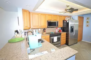 260 Seaview Ct, Marco Island, FL 34145 - Photo 7