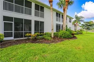 5885 3 Iron Dr, Naples, FL 34110 - Photo 5