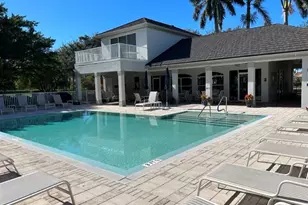 5921 3 Iron Dr, Naples, FL 34110 - Photo 25