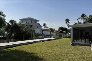 27261 Gasparilla Dr, Bonita Springs, FL 34135 - Photo 33