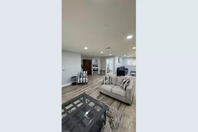 27261 Gasparilla Dr, Bonita Springs, FL 34135 - Photo 9