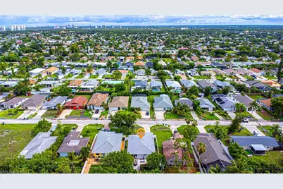 742 99th Ave N, Naples, FL 34108 - Photo 25