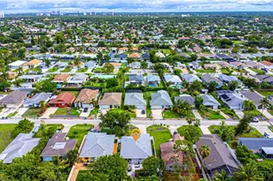 742 99th Ave N, Naples, FL 34108 - Photo 25