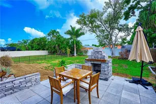 757 101st Ave N, Naples, FL 34108 - Photo 25