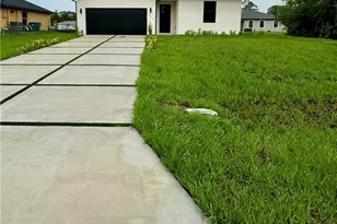 6010 Acorn Cir, Labelle, FL 33935 - Photo 1