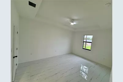 6010 Acorn Cir, Labelle, FL 33935 - Photo 9