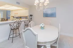 33 Bluebill Ave, Naples, FL 34108 - Photo 7