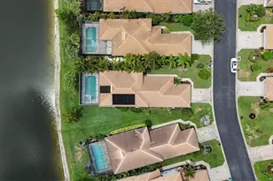 8541 Peppertree Way, Naples, FL 34114 - Photo 33