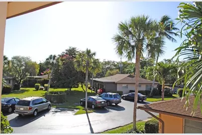 729 Palm View Dr #D4, Naples, FL 34110 - Photo 5