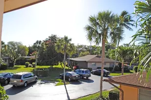 729 Palm View Dr, Naples, FL 34110 - Photo 5