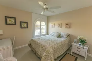 800 New Waterford Dr, Naples, FL 34104 - Photo 7