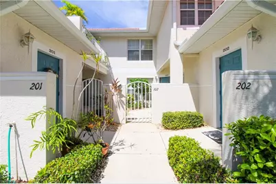 5025 Cedar Springs Dr #102, Naples, FL 34110 - Photo 3