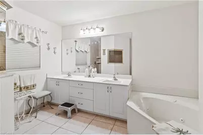 710 NW 36th Ave, Cape Coral, FL 33993 - Photo 21