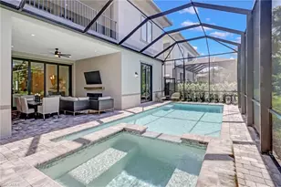 2875 Coco Lakes Dr, Naples, FL 34105 - Photo 25