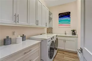 2875 Coco Lakes Dr, Naples, FL 34105 - Photo 13