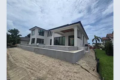 109 S Seas Ct, Marco Island, FL 34145 - Photo 9