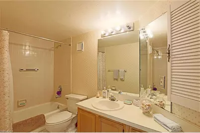 9627 Eaton Gardens Ln #104, Fort Myers, FL 33919 - Photo 11