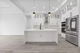 826 20th St SE, Naples, FL 34117 - Photo 7