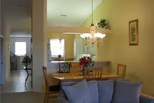 500 Robin Hood Cir, Naples, FL 34104 - Photo 9
