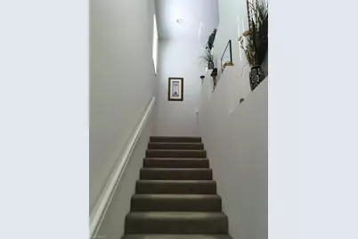 500 Robin Hood Cir #202, Naples, FL 34104 - Photo 3