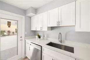 548 Broad Ave S, Naples, FL 34102 - Photo 17