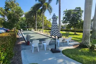 548 Broad Ave S, Naples, FL 34102 - Photo 37