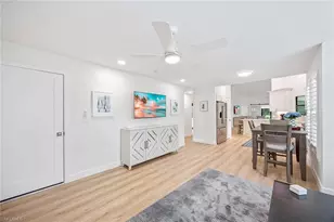 571 Park Shore Dr, Naples, FL 34103 - Photo 19