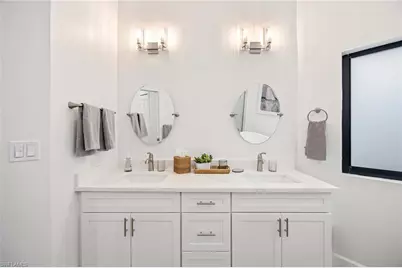 571 Park Shore Dr #G6, Naples, FL 34103 - Photo 25