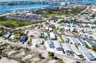 38 Helen Ln, Fort Myers Beach, FL 33931 - Photo 3