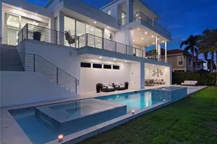 432 Bayside Ave, Naples, FL 34108 - Photo 3