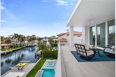 432 Bayside Ave, Naples, FL 34108 - Photo 13