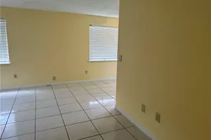 8 Roanoke Dr, Fort Myers, FL 33905 - Photo 15