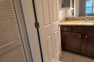 605 Squire Cir, Naples, FL 34104 - Photo 17