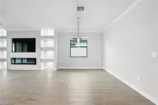 19105 Hinkley Dr, Estero, FL 33928 - Photo 11