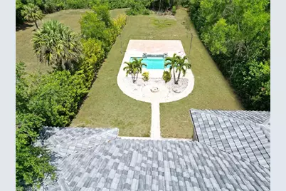 3120 68th St SW, Naples, FL 34105 - Photo 3