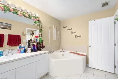 866 Carbon St E, Lehigh Acres, FL 33974 - Photo 13
