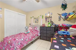 866 Carbon St E, Lehigh Acres, FL 33974 - Photo 21