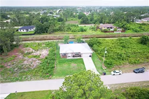 866 Carbon St E, Lehigh Acres, FL 33974 - Photo 35