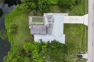 93 E Mariana Ave, North Fort Myers, FL 33917 - Photo 43