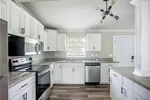 93 E Mariana Ave, North Fort Myers, FL 33917 - Photo 13