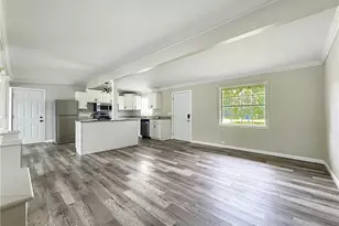 93 E Mariana Ave, North Fort Myers, FL 33917 - Photo 7