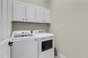 28103 Kerry Ct, Bonita Springs, FL 34135 - Photo 21