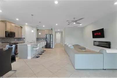 3289 Baravaldo Cir, Cape Coral, FL 33909 - Photo 3