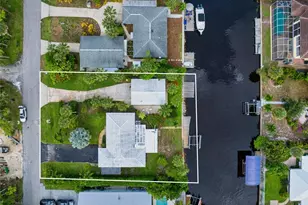 1483 Bembury Dr, Naples, FL 34102 - Photo 17