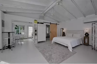 1483 Bembury Dr, Naples, FL 34102 - Photo 9