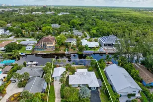 1483 Bembury Dr, Naples, FL 34102 - Photo 3