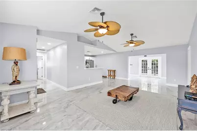 628 SW 9th Ave, Cape Coral, FL 33991 - Photo 3