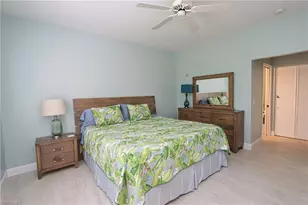 757 Wiggins Lake Dr, Naples, FL 34110 - Photo 15