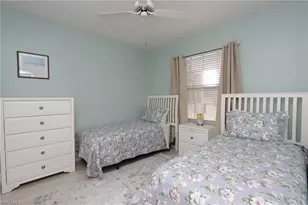 757 Wiggins Lake Dr, Naples, FL 34110 - Photo 17